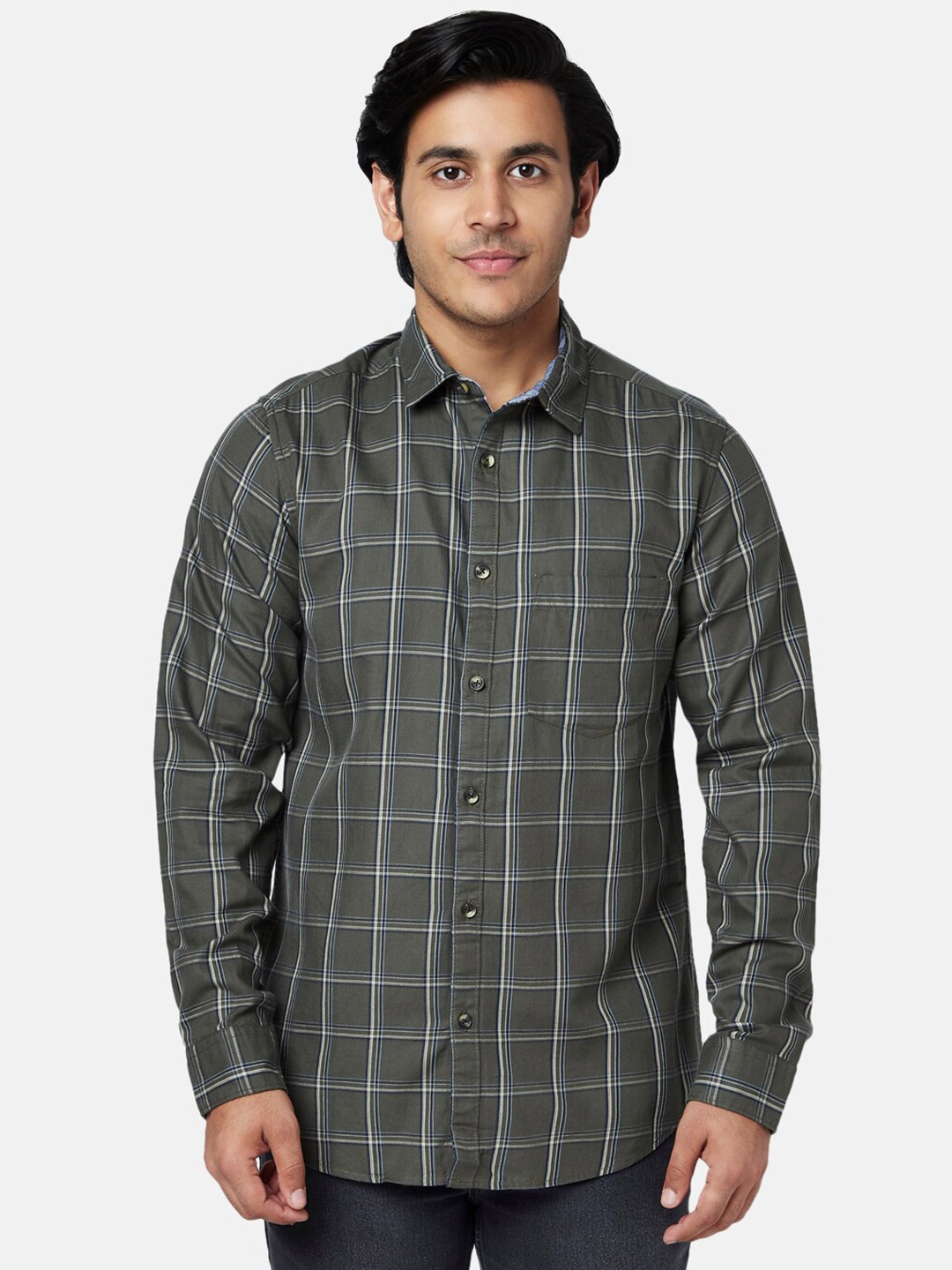 

YU by Pantaloons Men Green Cotton Slim Fit Checked Casual Shirt