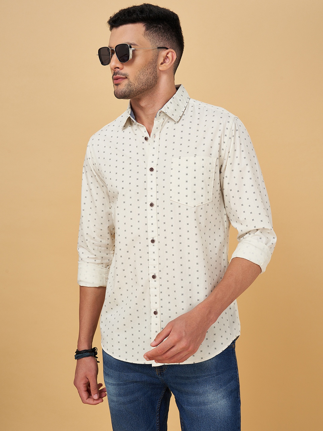 

YU by Pantaloons Men Cotton Slim Fit Printed Casual Shirt, Off white