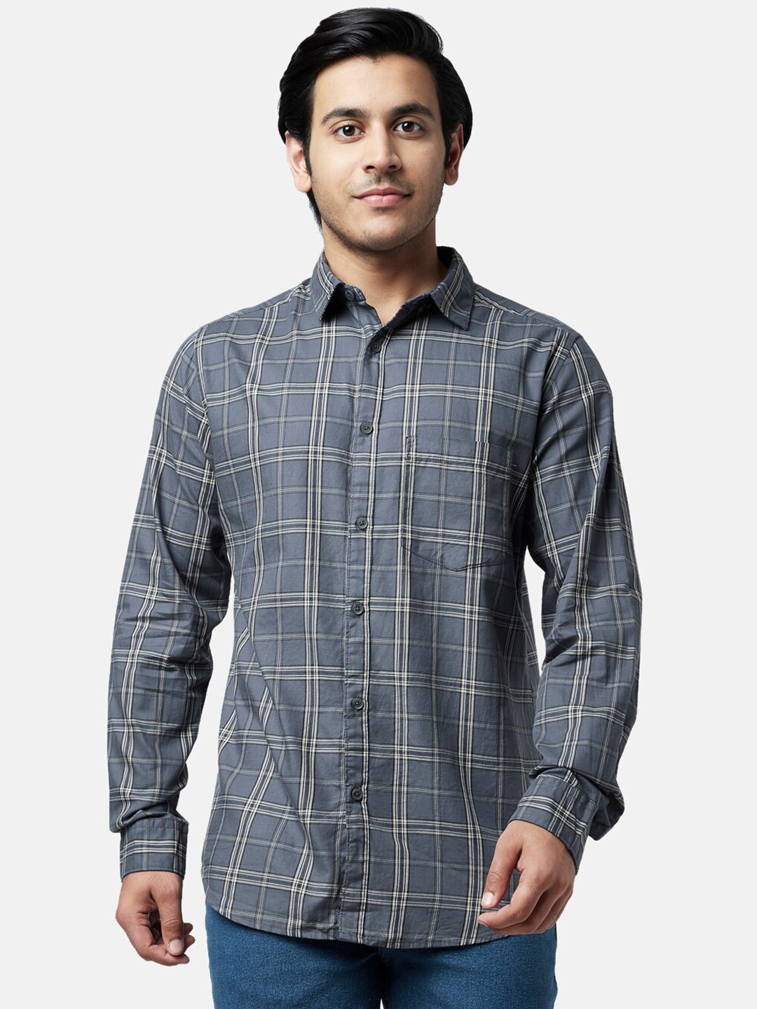 

YU by Pantaloons Men Slim Fit Checked Casual Shirt, Grey