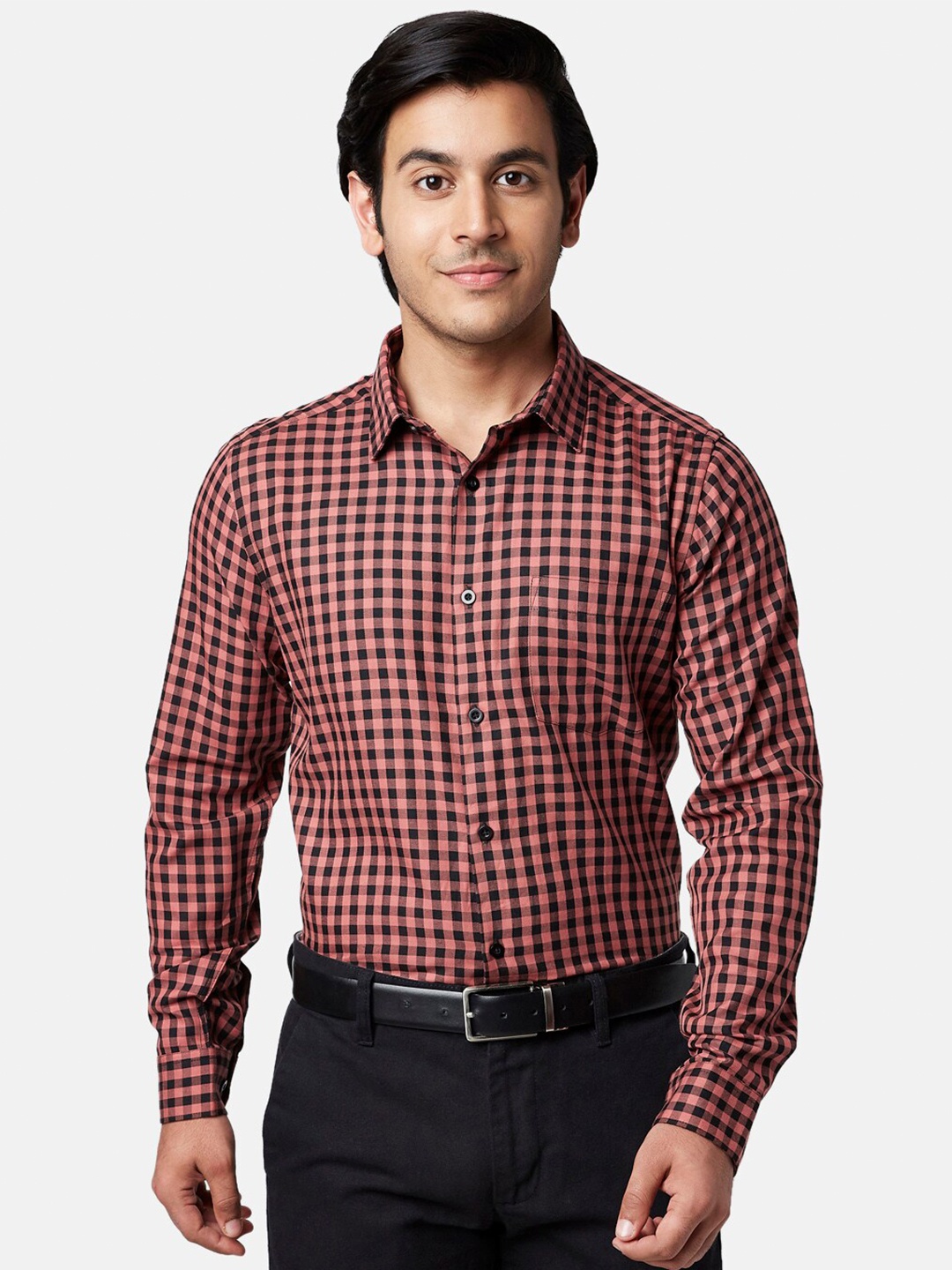 

YU by Pantaloons Men Peach Cotton Slim Fit Checked Formal Shirt