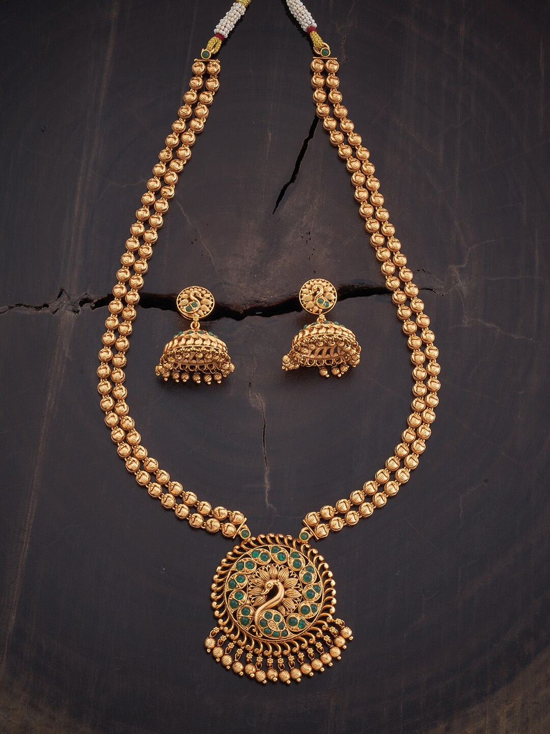 

Kushal's Fashion Jewellery Gold-Plated Green Stone-Studded Jewellery Set