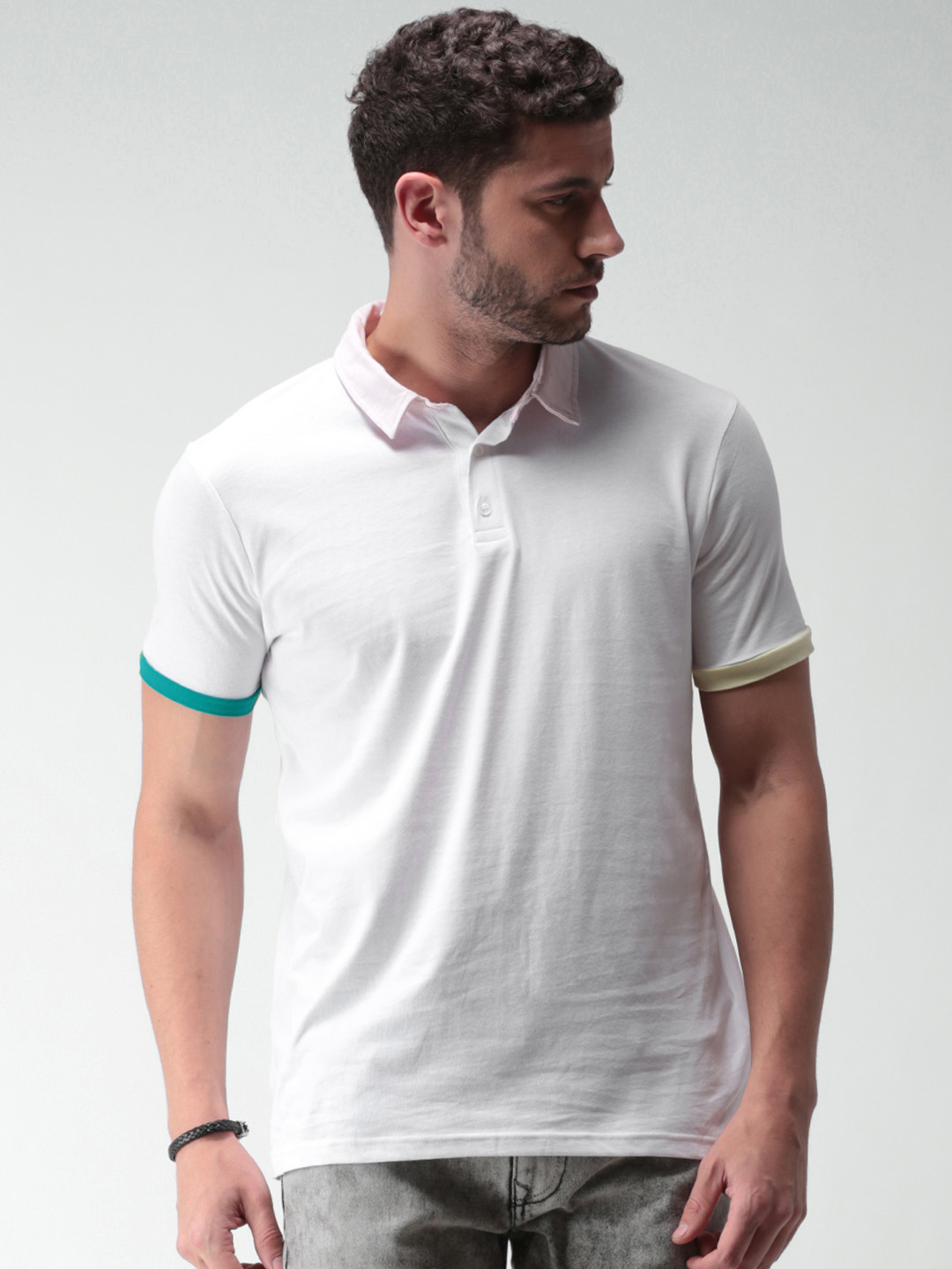 

FOREVER 21 Men White Solid Polo Collar T-shirt