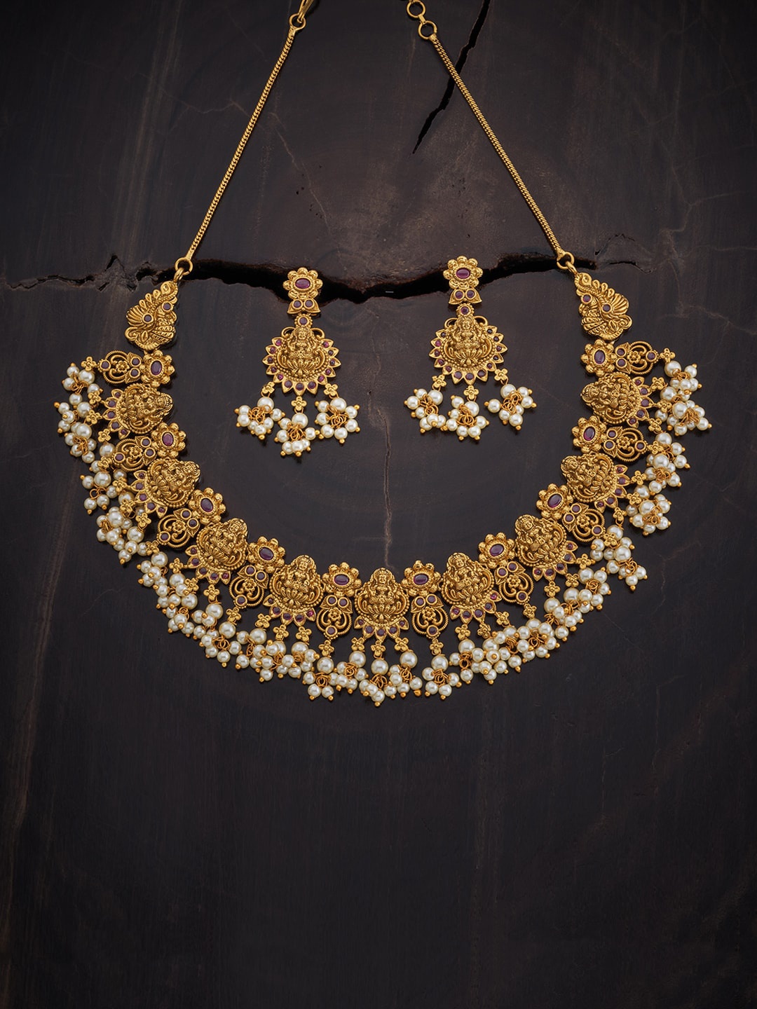 

Kushal's Fashion Jewellery Antique Gold-Toned White Stones Studded Jewellery Set, Green