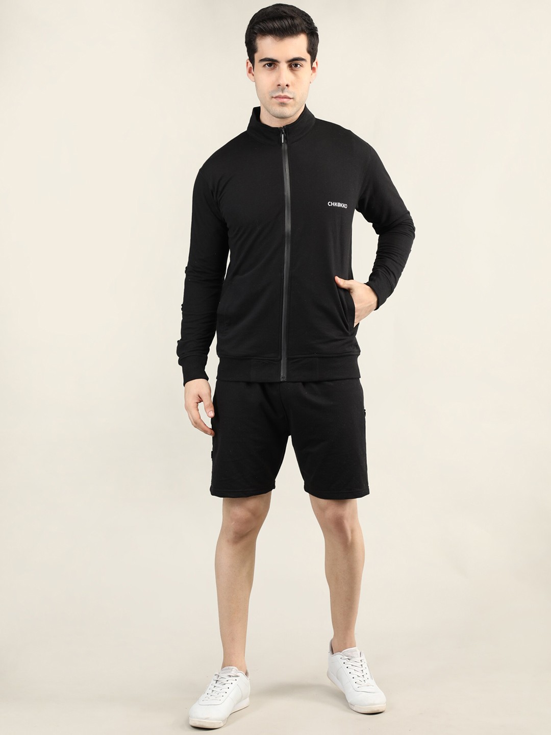 

CHKOKKO Men Black Open-Front Sweatshirt & Shorts