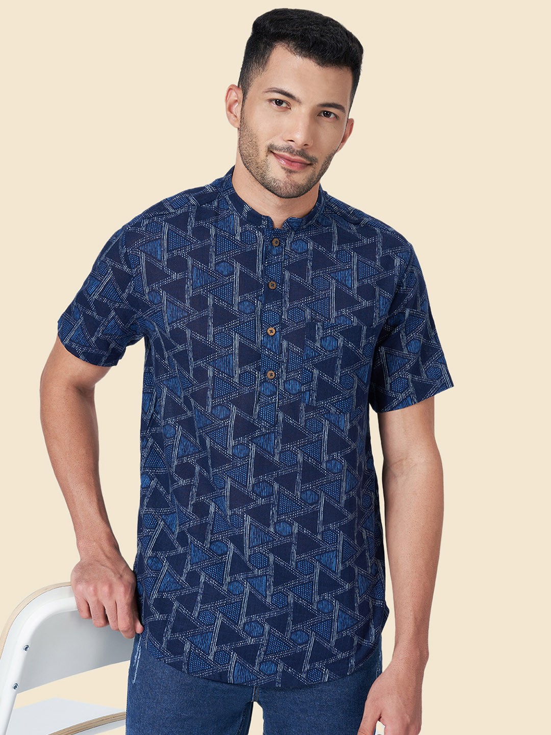 

YU by Pantaloons Men Blue Geometric Printed Cotton Kurta