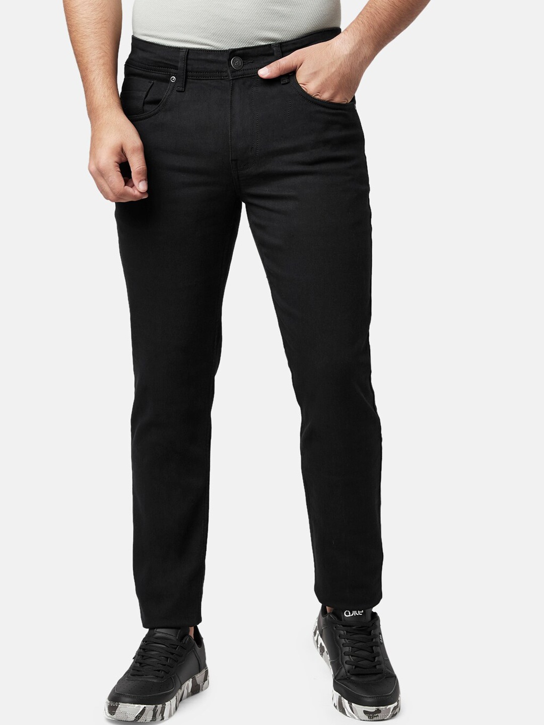 

YU by Pantaloons Men Black Slim Fit Jeans