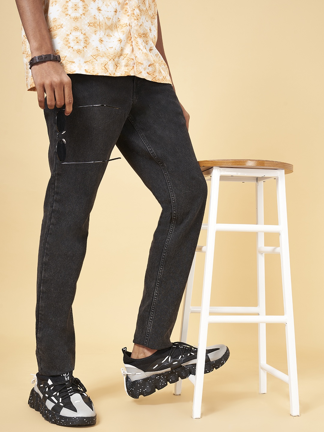 

YU by Pantaloons Men Grey Slim Fit Cotton Jeans