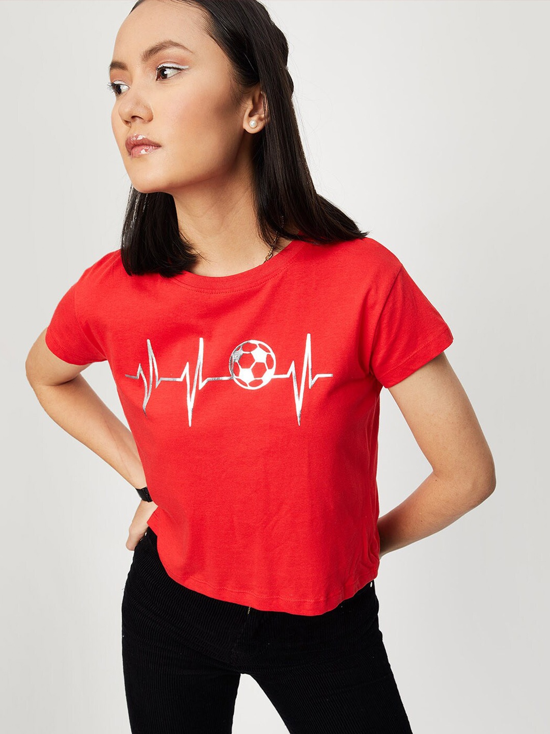 

max Women Red Typography Printed Cotton T-shirt