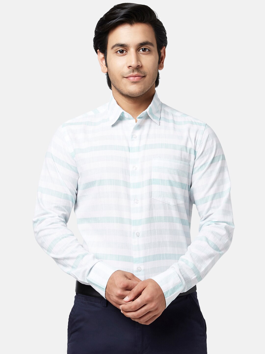 

YU by Pantaloons Men Green Cotton Slim Fit Horizontal Stripes Striped Formal Shirt