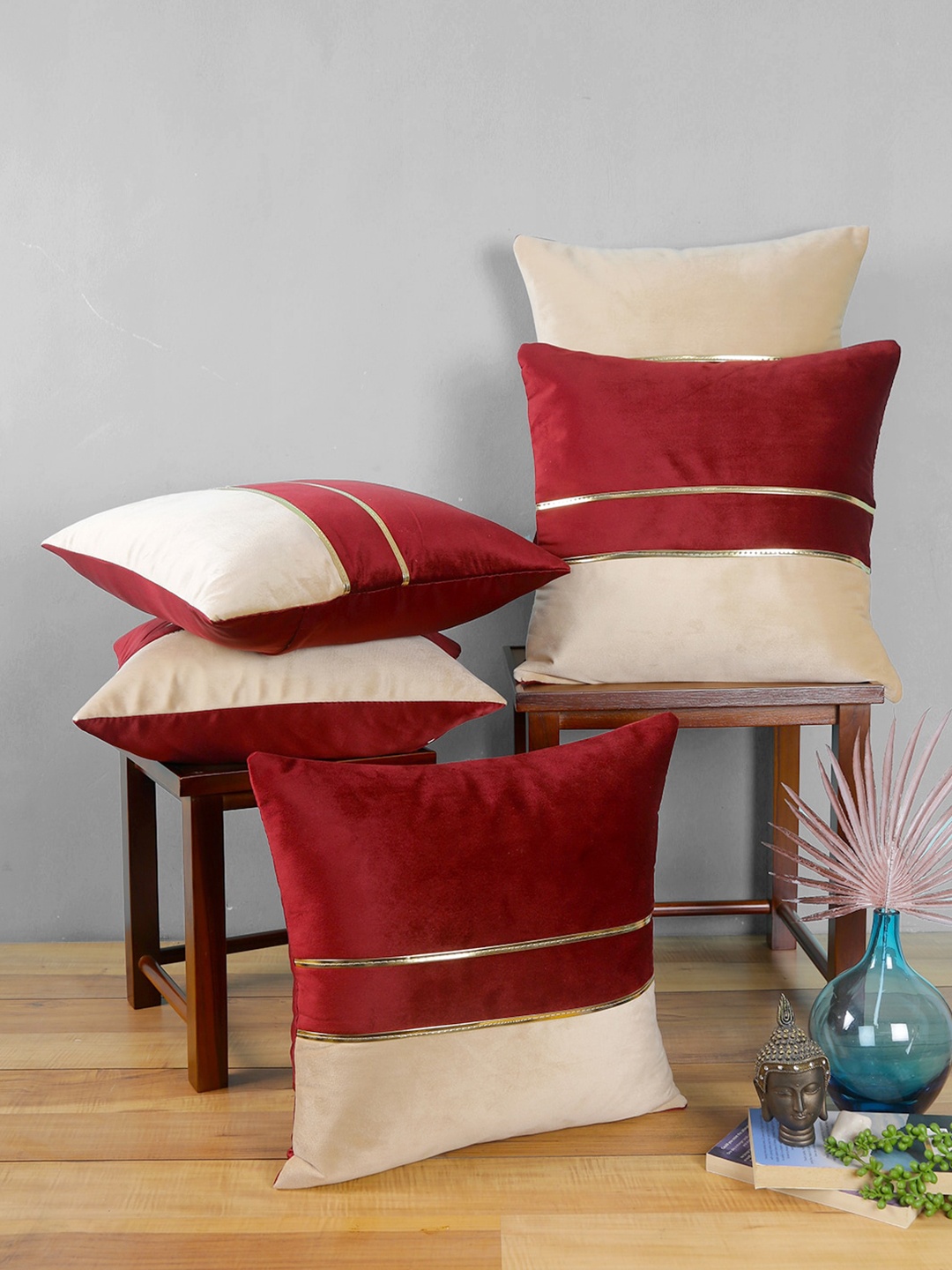 

ROMEE Maroon & Beige Set of 5 Colourblocked Velvet Square Cushion Covers