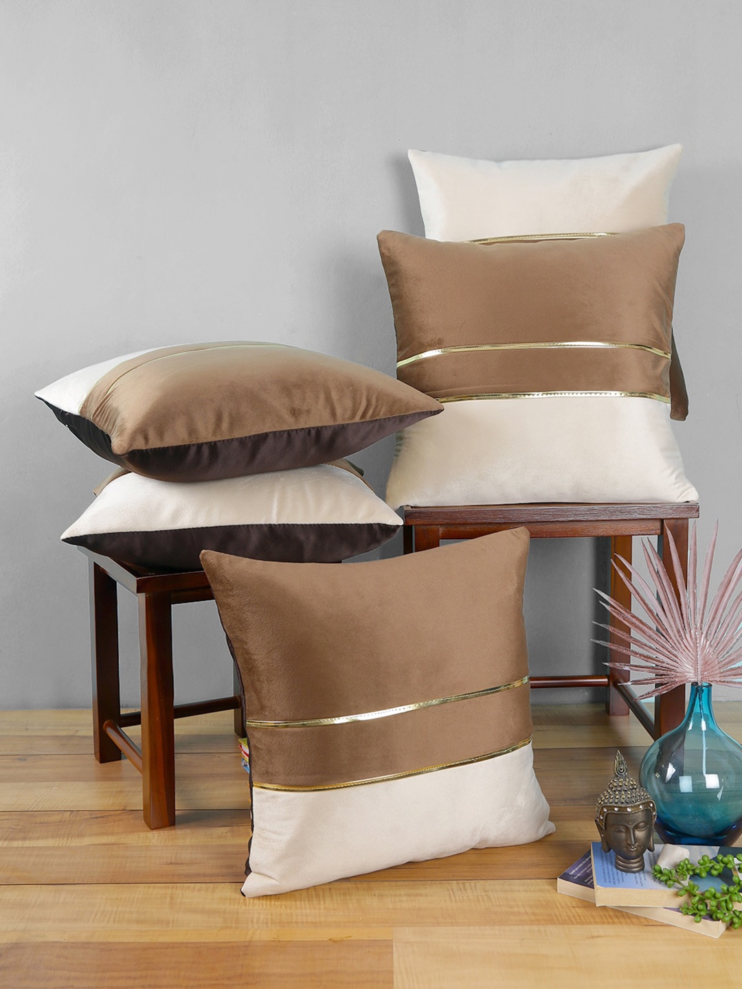 

ROMEE Brown & Off White Set of 5 Colourblocked Velvet Square Cushion Covers