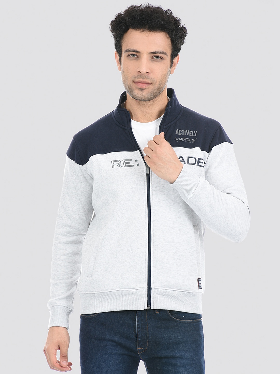 

Cloak & Decker by Monte Carlo Men Grey Colourblocked Cotton Sweatshirt