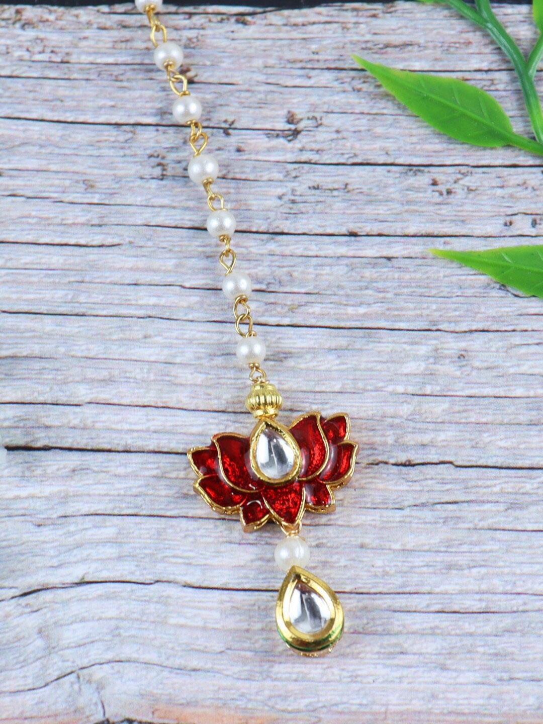 

Asthetika Kids Girls Gold-Plated & Red Lotus Kundan-Studded Handcrafted Maang Tikka