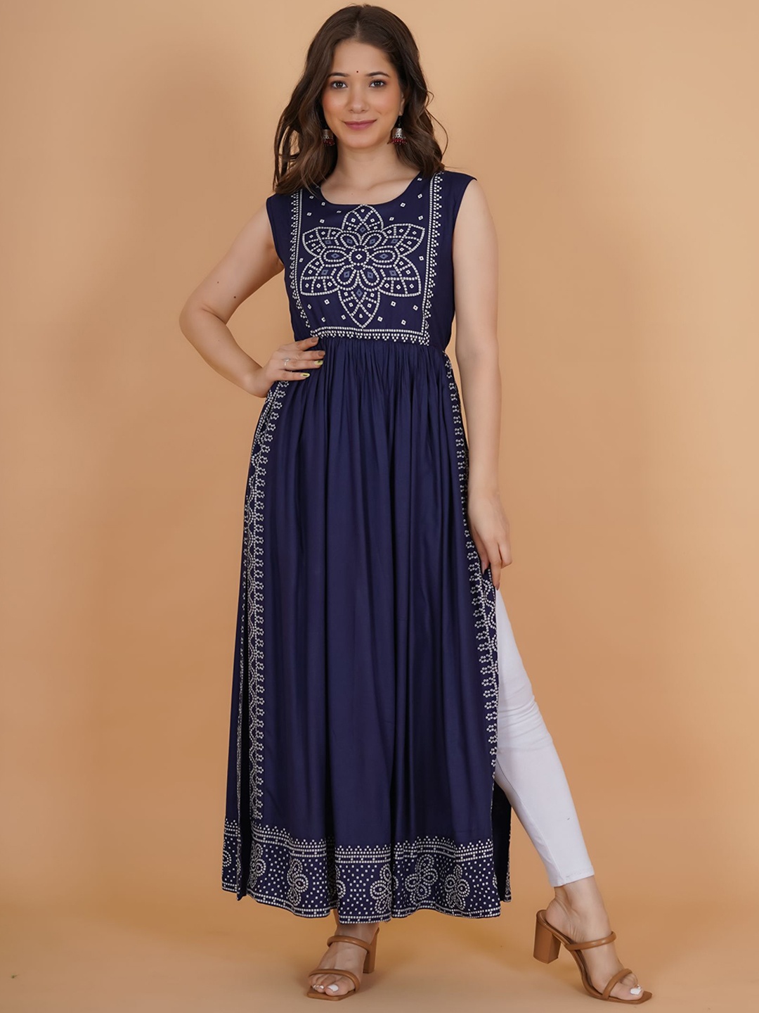 

DRESSAR Women Navy Blue Bandhani Printed Kurta