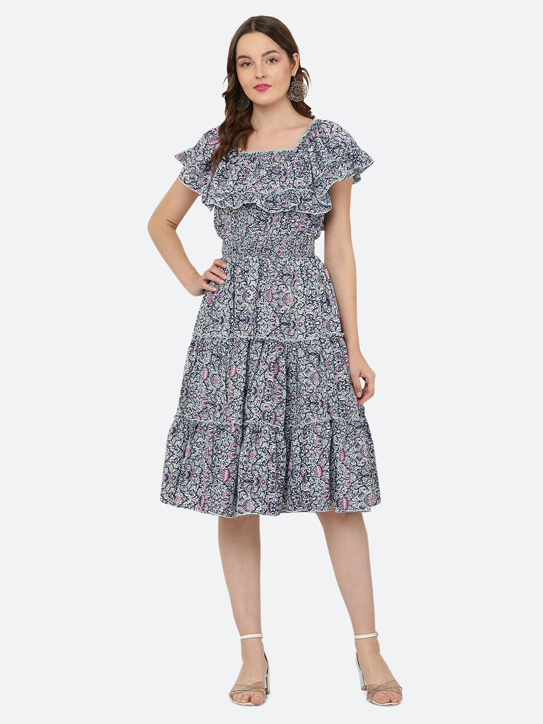

R Cube Women Blue & Pink Floral Printed Square Neck Dress