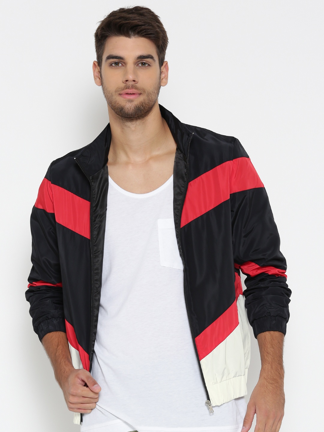 

FOREVER 21 Men Black Colourblocked Sporty Jacket