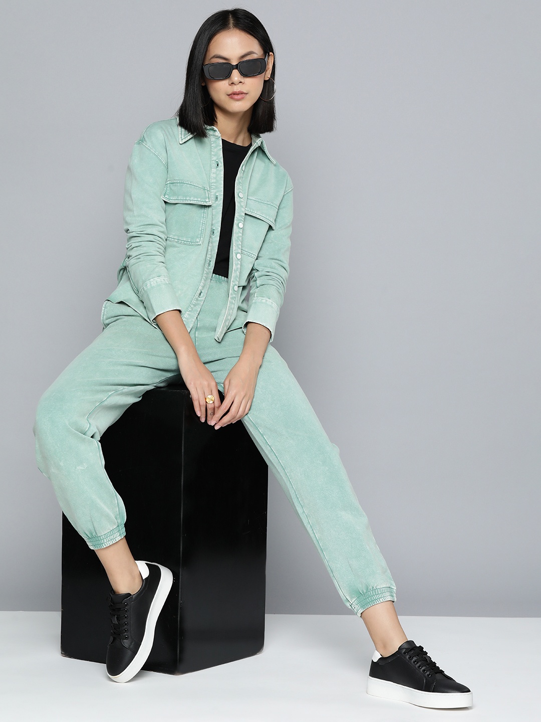 

VividArtsy Shirt With Joggers, Green