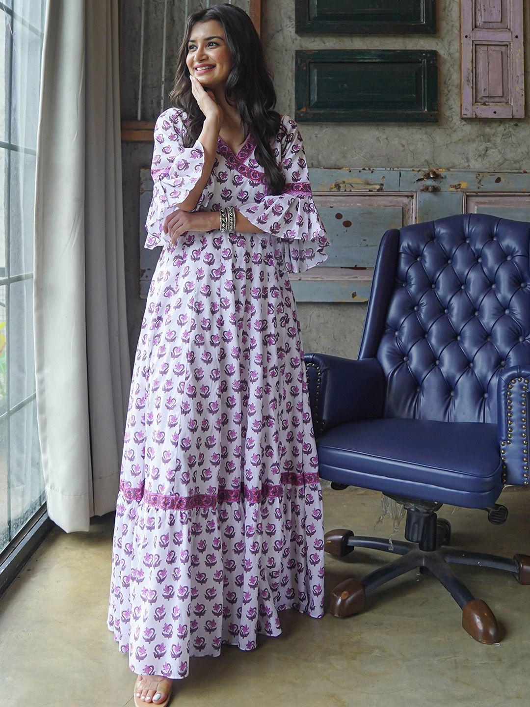 

Bunaai White & Purple Floral Printed Tiered Fit & Flared Pure Cotton Angrakha Maxi Dress