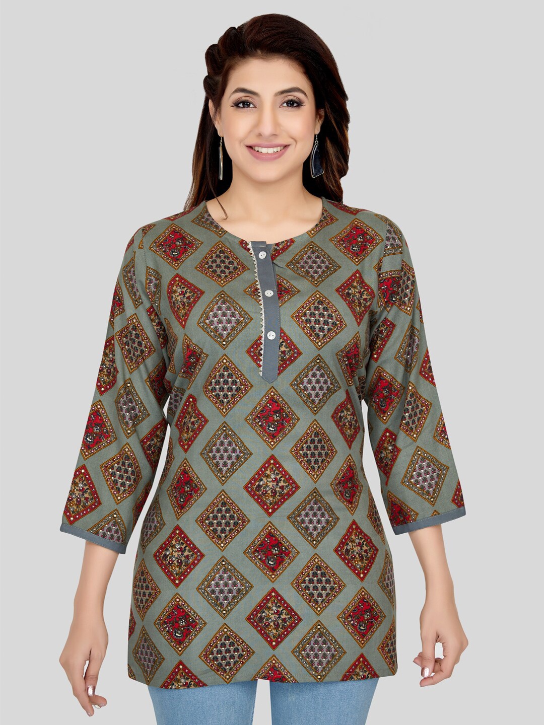 

Saree Swarg Grey & Brown Ethnic Motifs Printed Kurti