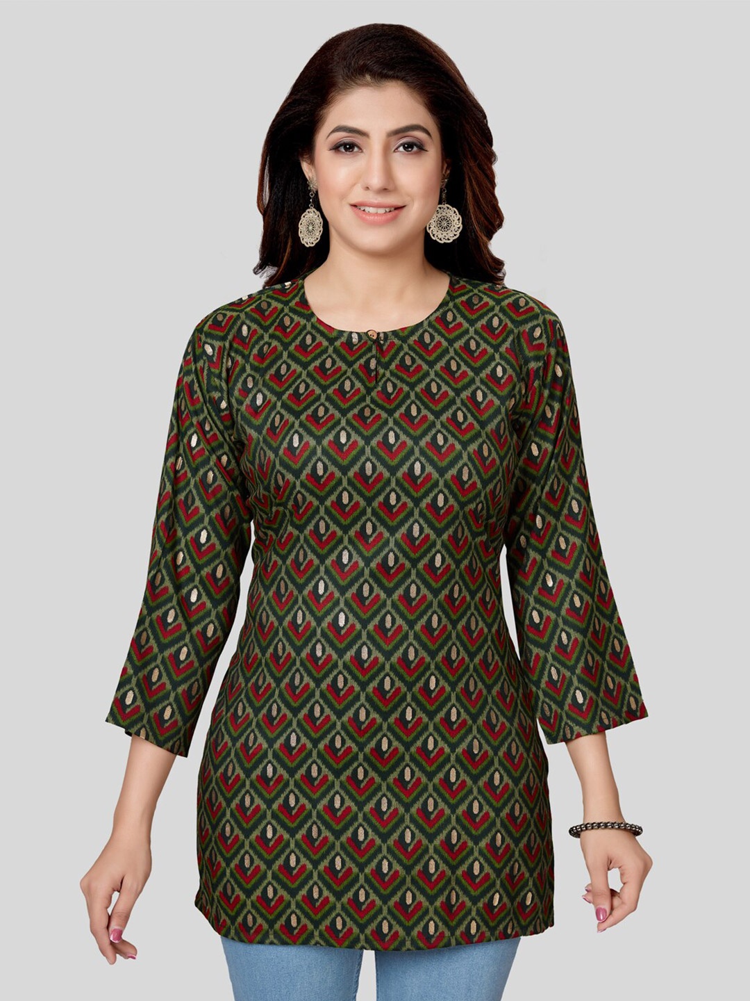 

Saree Swarg Green Ethnic Motifs Printed Kurti