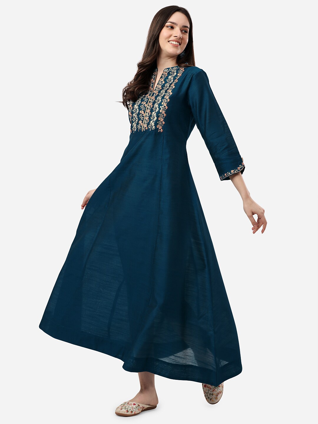 

HERE&NOW Mandarin Collar Floral Embroidered A-Line Regular Fit Silk Kurta, Teal