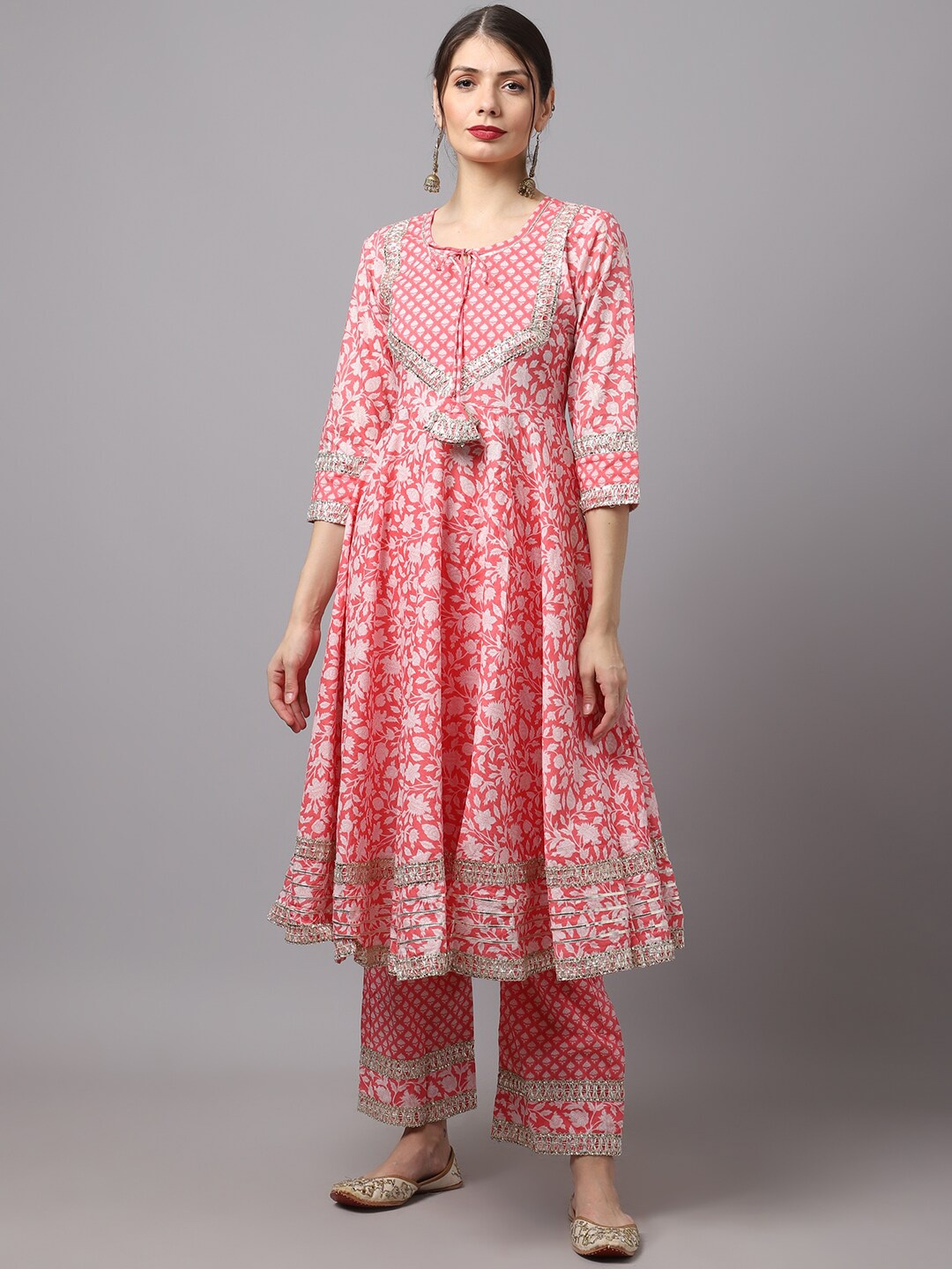 

Rudra Bazaar Women Floral Printed Pleated Gotta Patti Kurta with Trousers, Pink