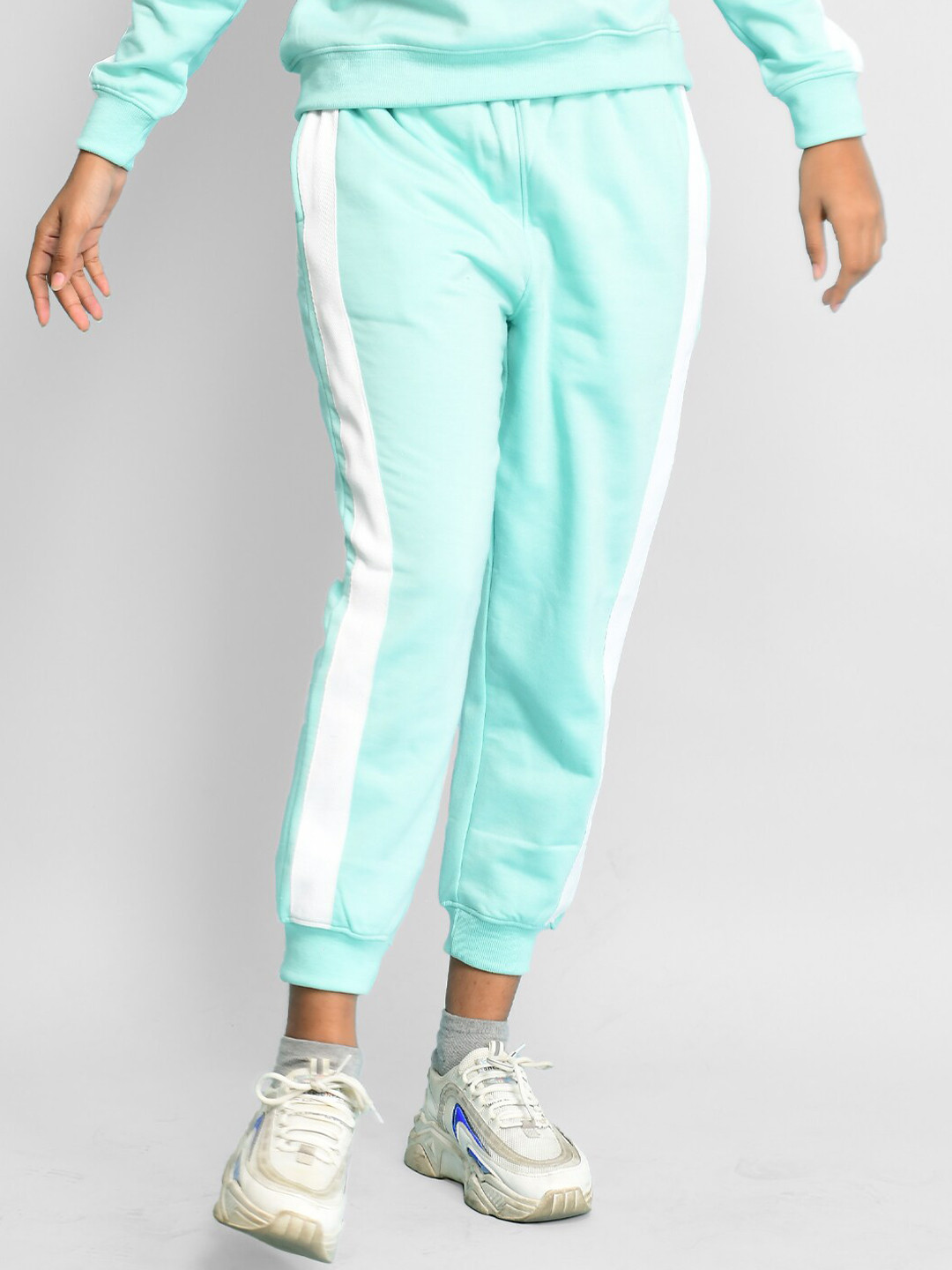 

Athlizur Women Sea Green & White fleece Joggers