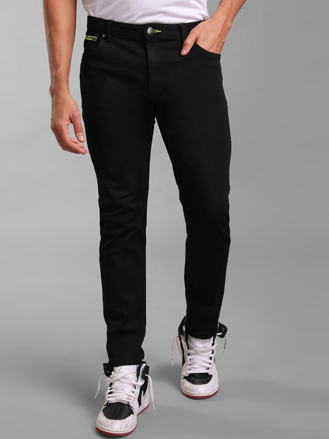 

KZ07 By Kazo Men Black Slim Fit Jeans