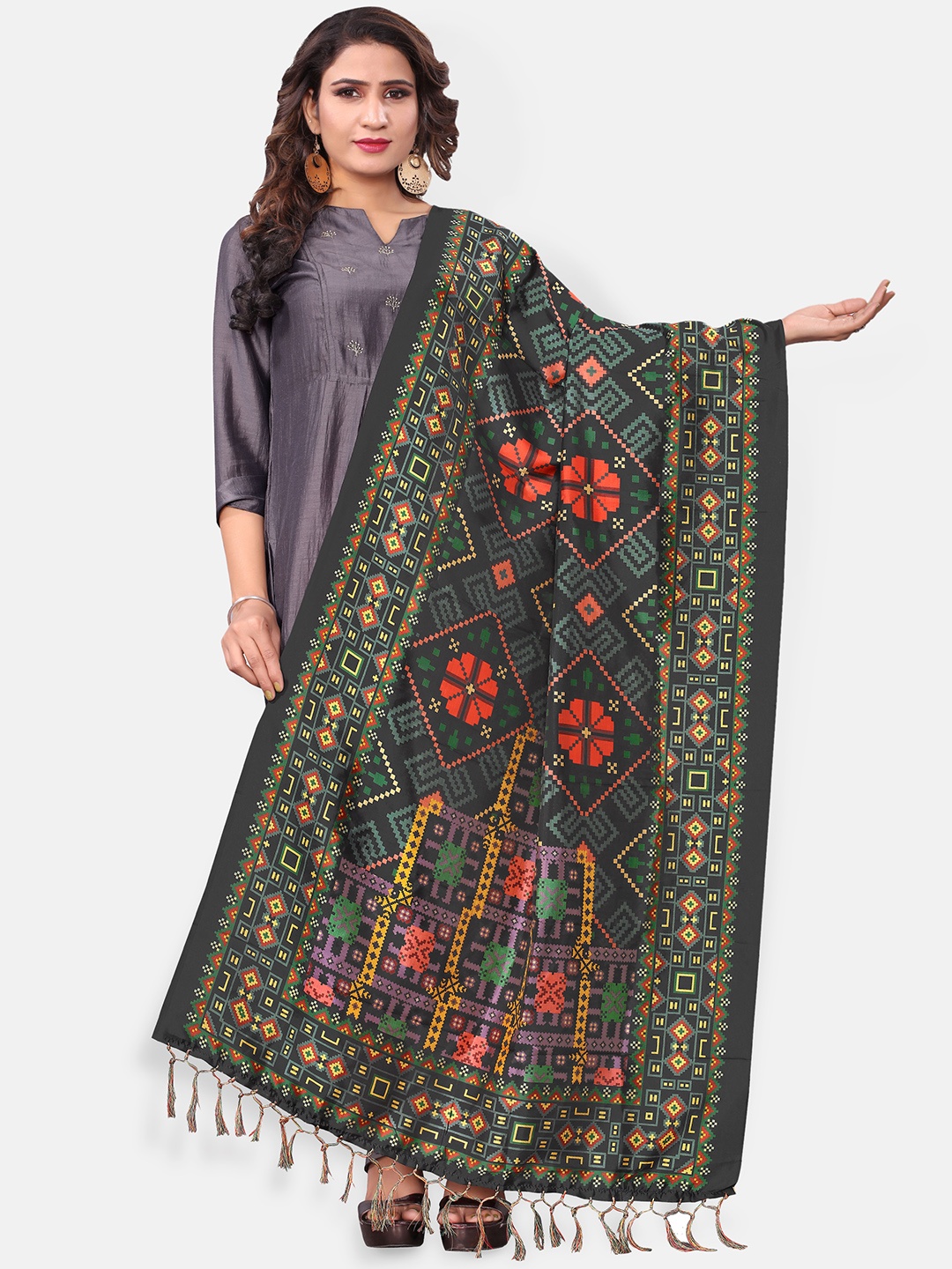 

Mclothings Ethnic Motifs Printed Dupatta, Green