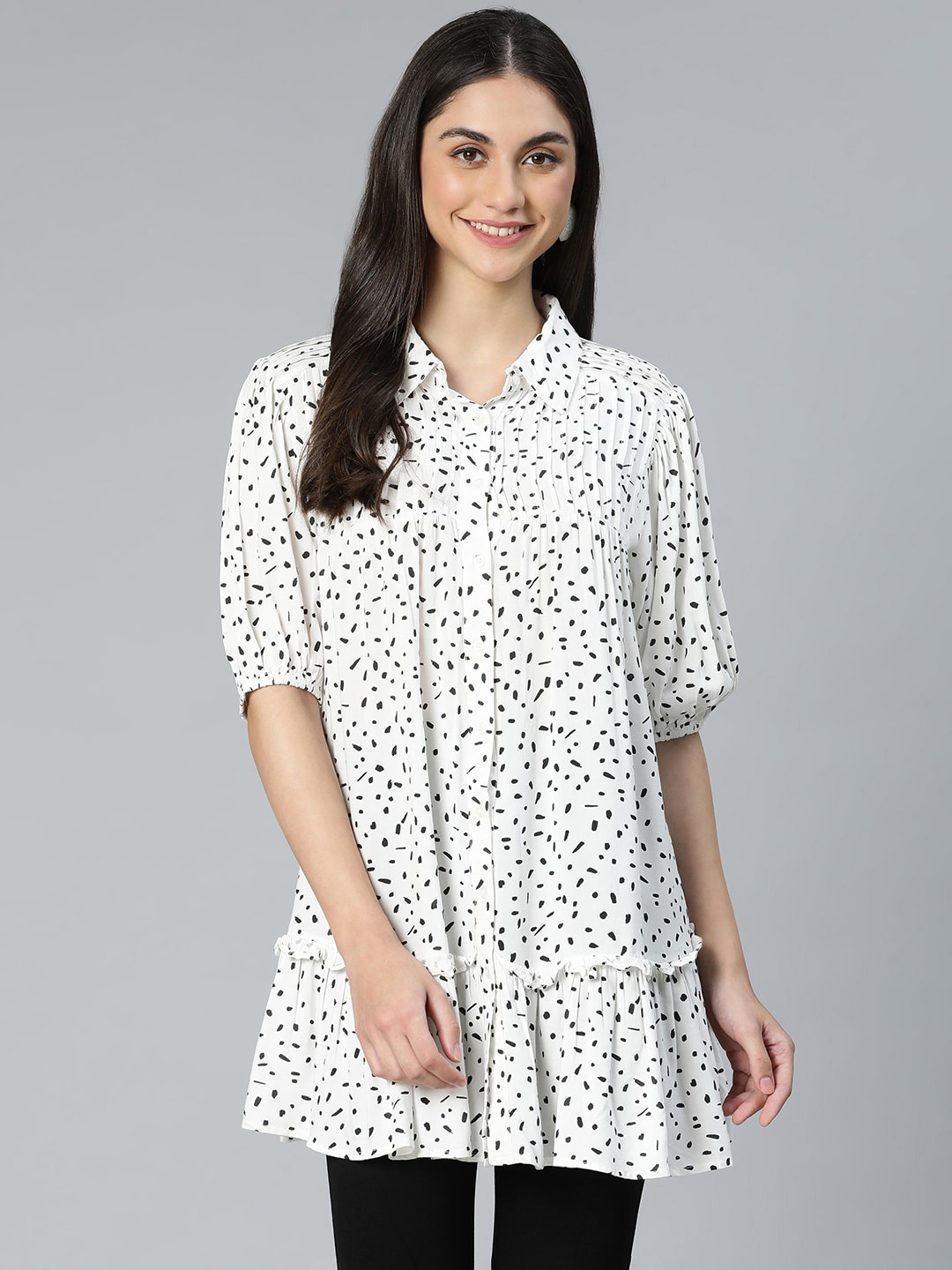 

Oxolloxo White & Black Viscose Rayon Shirt Collar Printed Tunic