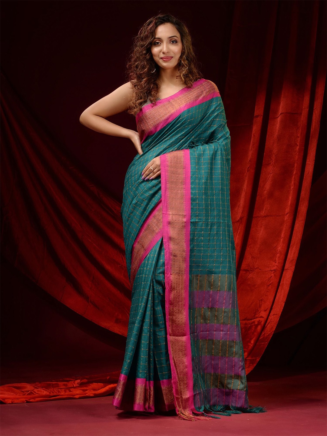 

Charukriti Teal & Pink Checked Zari Silk Cotton Saree