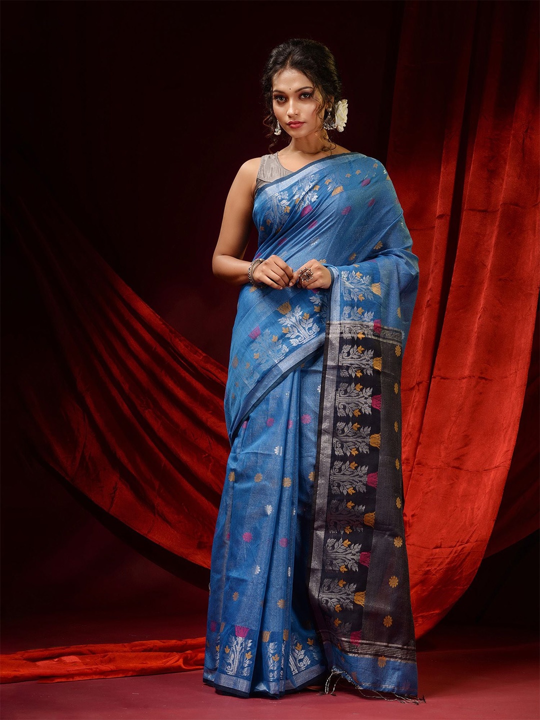

Charukriti Blue & Grey Floral Zari Tissue Saree