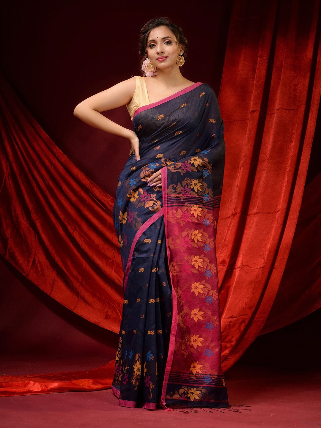 

Charukriti Blue & Pink Woven Design Zari Saree, Navy blue