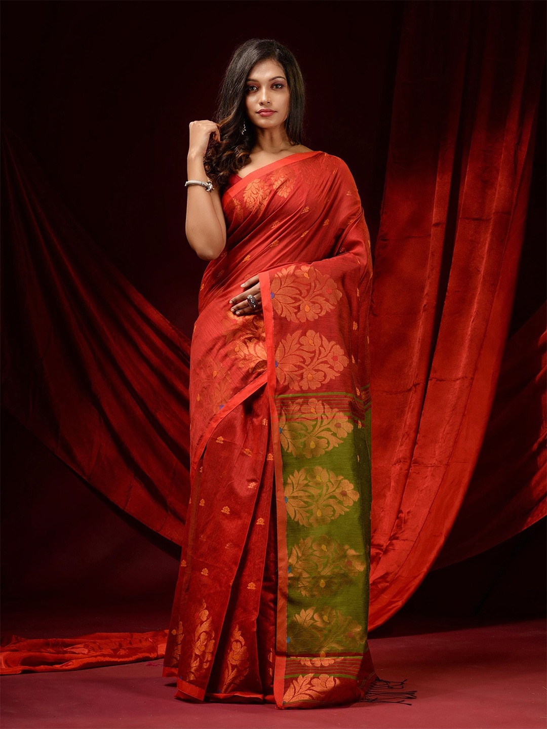

Charukriti Red & Green Floral Woven Design Zari Saree