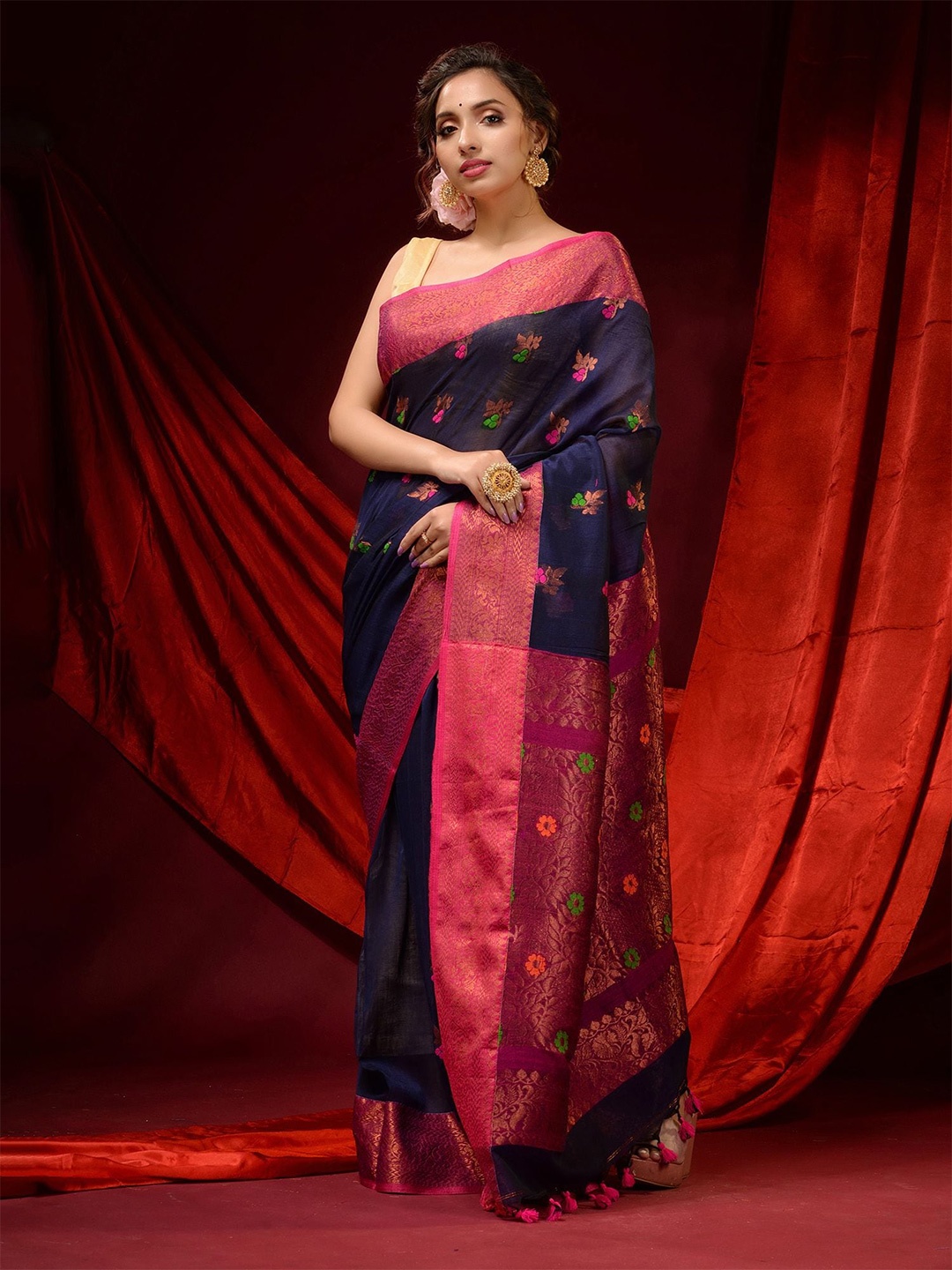 

Charukriti Navy Blue & Pink Floral Zari Pure Cotton Saree