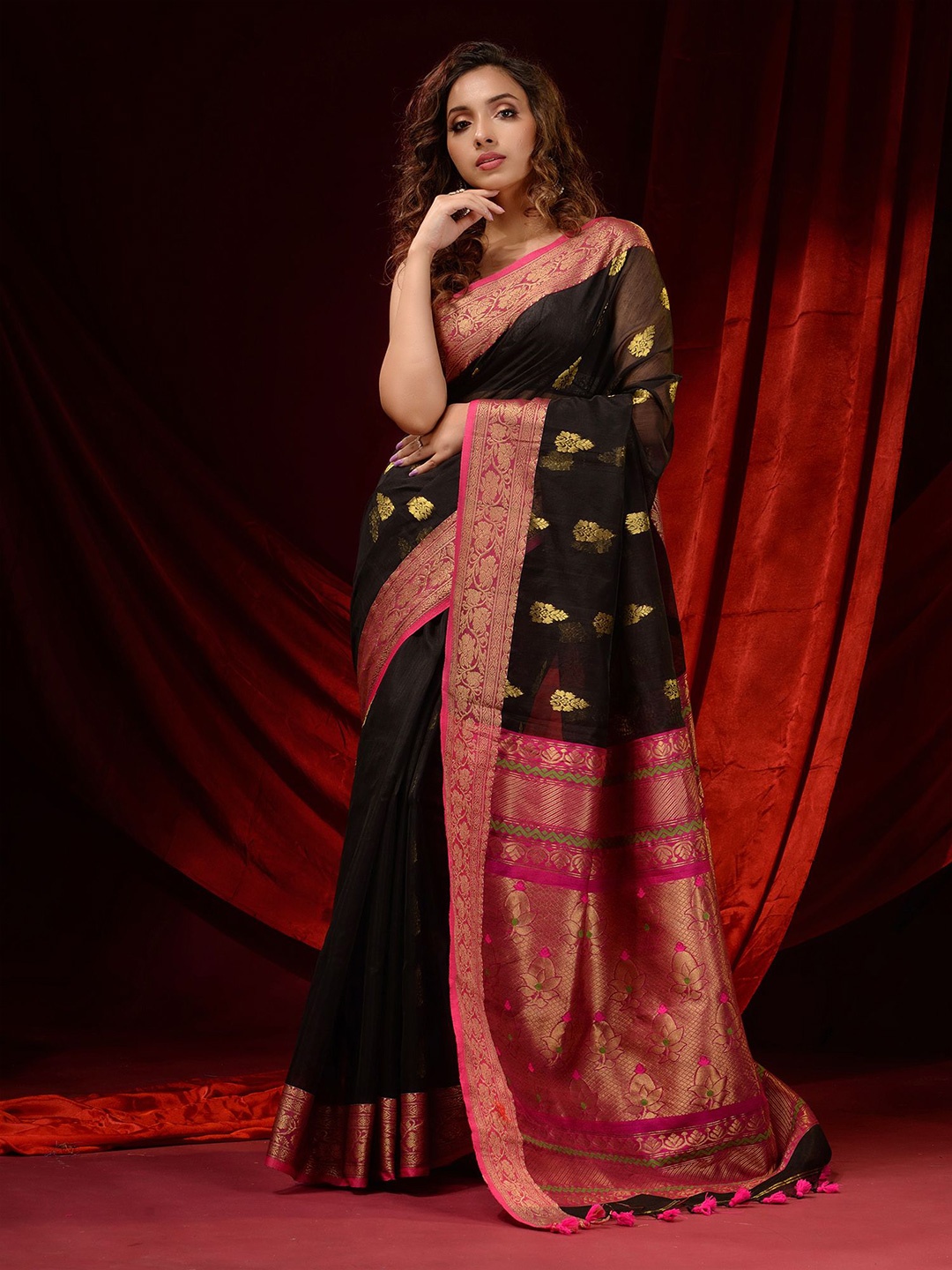 

Charukriti Black & Pink Woven Design Zari Pure Silk Saree