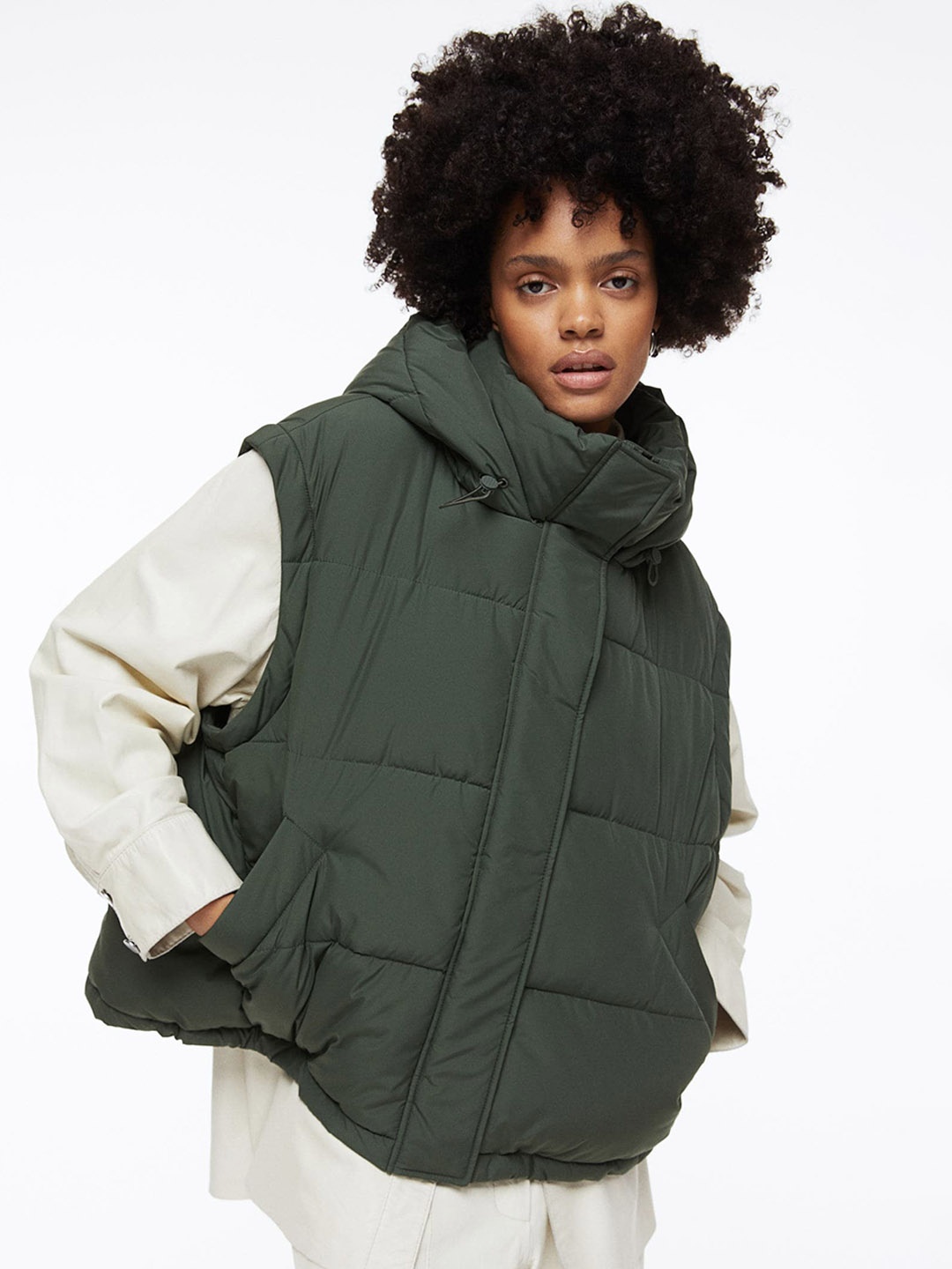 

H&M Women Green Detachable-Sleeve Puffer Jacket