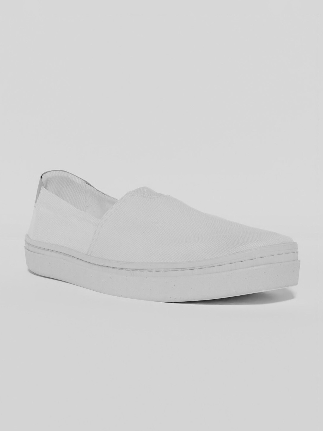 

LOKAIT The Sneakers Company Men White Slip-On Sneakers