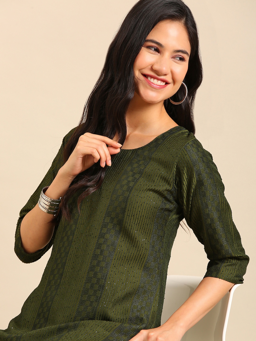 

SHOWOFF Women Olive Green Embroidered Sequinned Kurta with Trousers