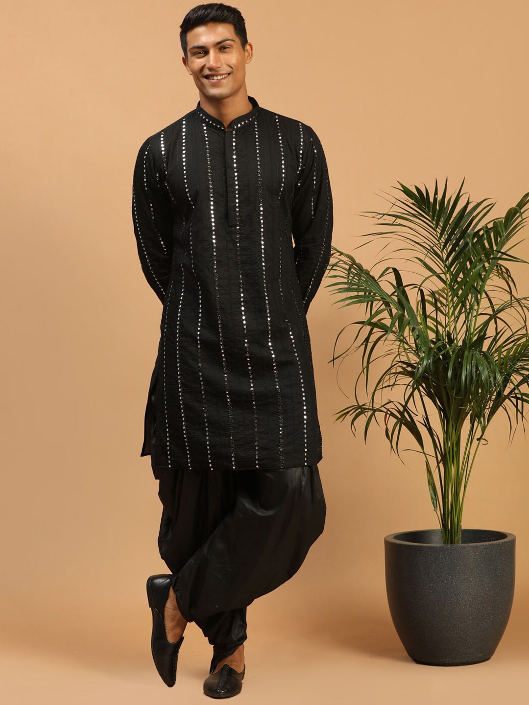 

VASTRAMAY Men Embroidered Mirror Work Kurta With Dhoti Pants, Black
