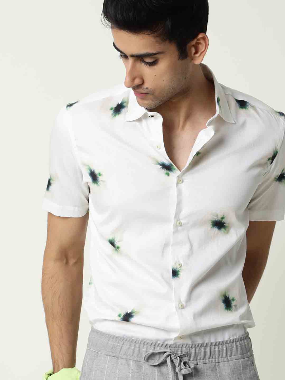 

RARE RABBIT Men Off White Slim Fit Printed Cotton Casual Shirt