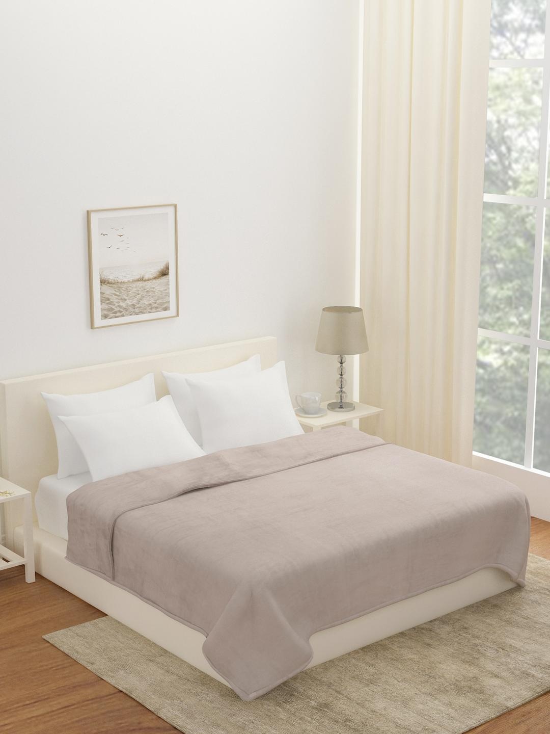 

Athome by Nilkamal Beige AC Room Flannle 300 GSM Double Bed Blanket