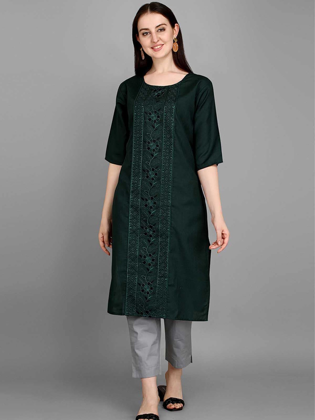 

ODETTE Floral Embroidered Thread Work Pure Cotton Kurta, Green
