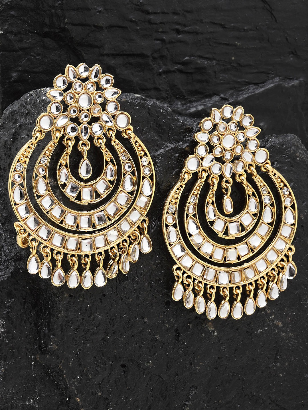 

KARATCART Gold-Toned Classic Chandbalis Earrings