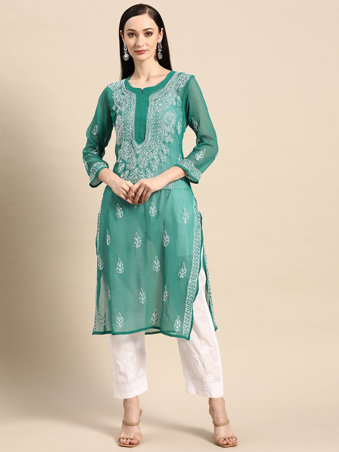 

Saadgi Women Green Ethnic Motifs Embroidered Chikankari Georgette Kurta