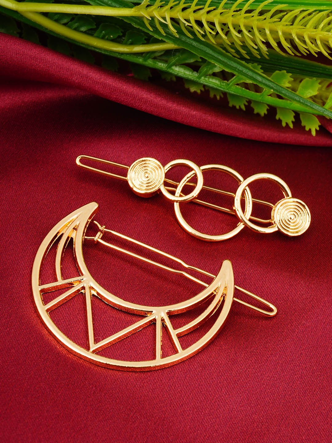 

Ferosh Women Gold-Toned Set of 2 Bobby Pins