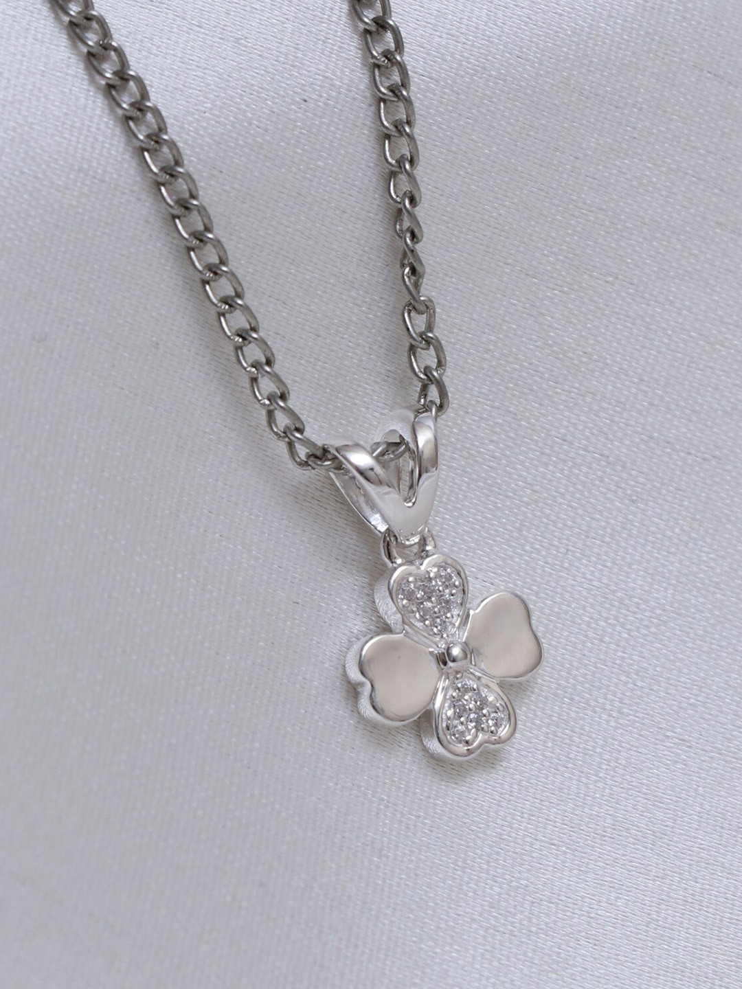 

HIFLYER JEWELS Silver-Plated & White CZ Studded Pendant With Link Chain