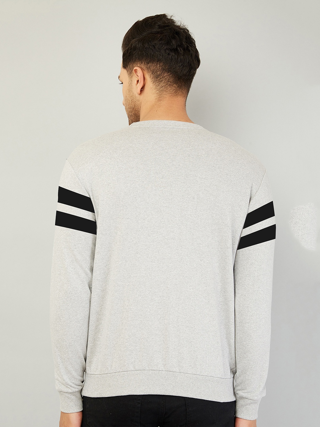 

AUSK Men Grey Checked Sweatshirt