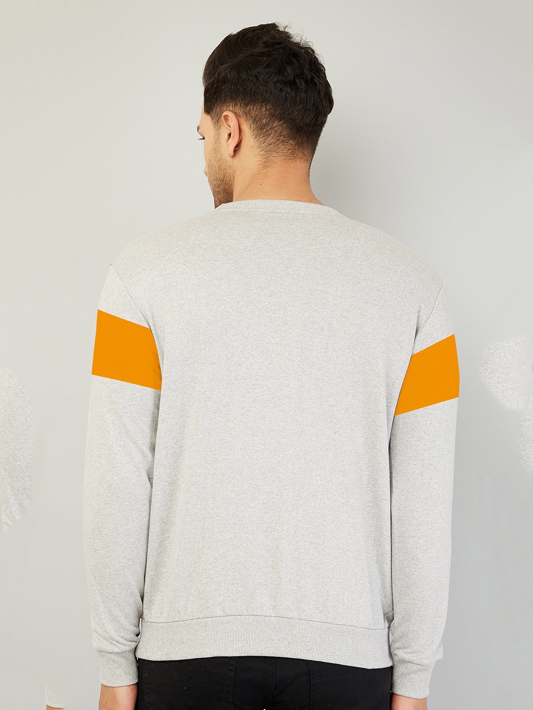 

AUSK Men Grey Checked Sweatshirt