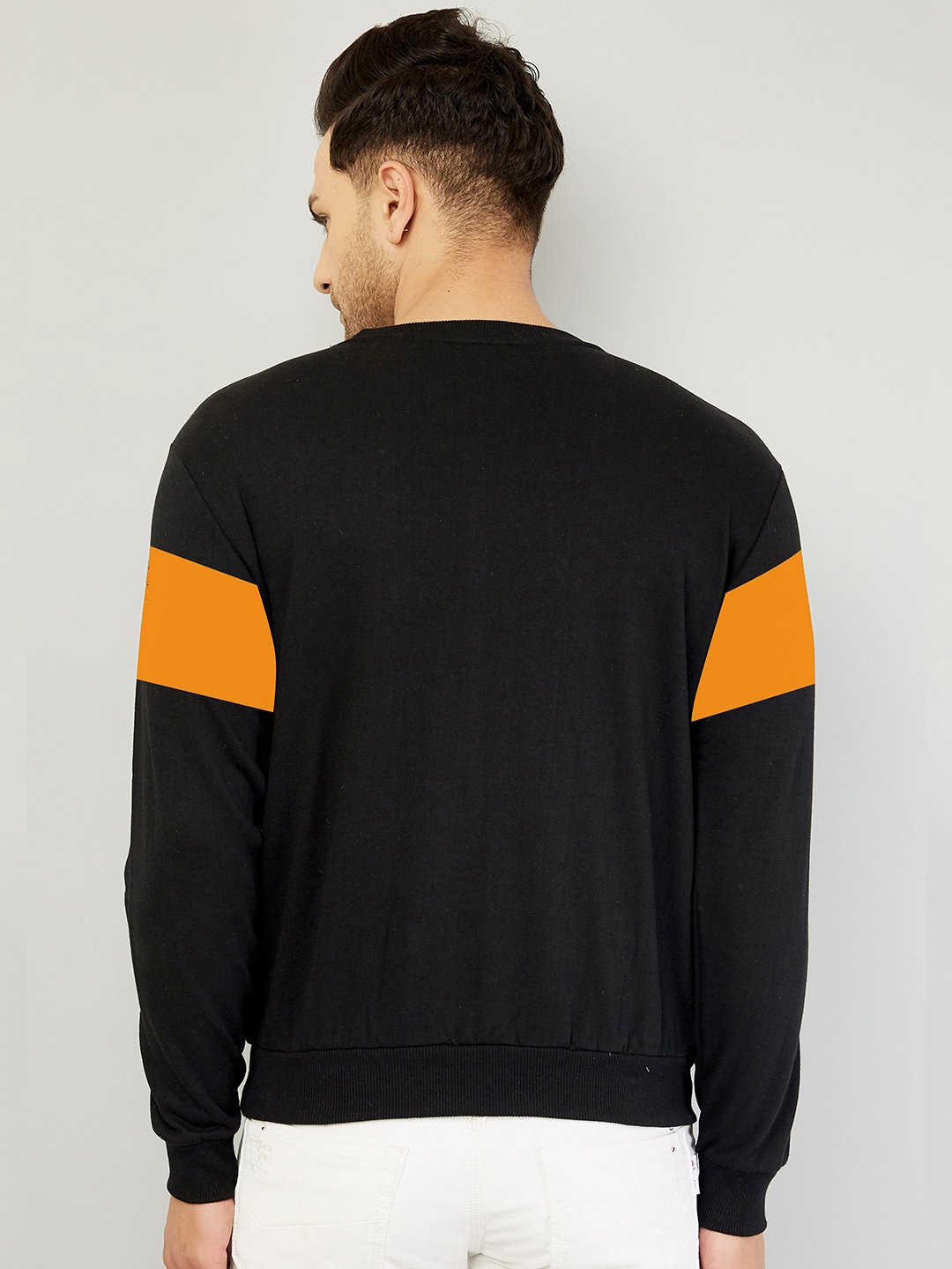 

AUSK Men Black Checked Sweatshirt
